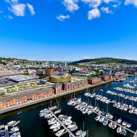 Just Stay Wales - Meridian Tower Marina & City View - 2 Bed Apartment Swansea Exterior photo